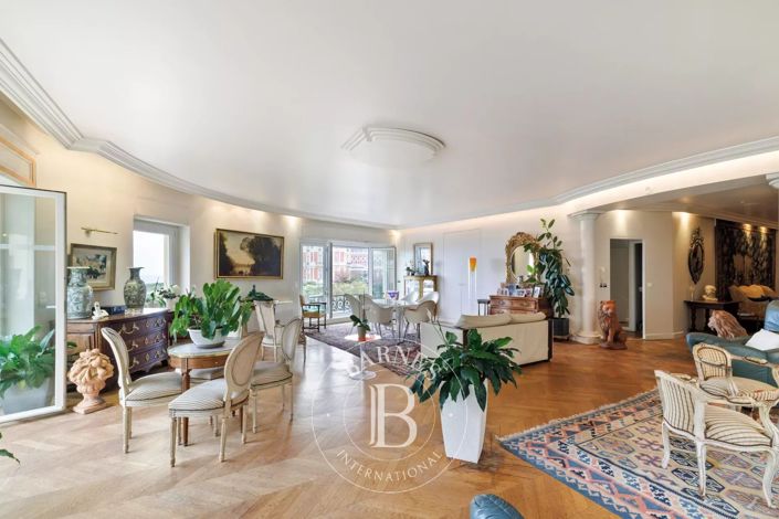 Image No.5-3 Bed Apartment for sale