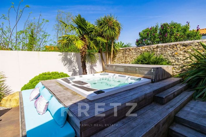 Image No.17-7 Bed House for sale
