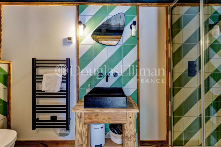 Image No.12-3 Bed House for sale