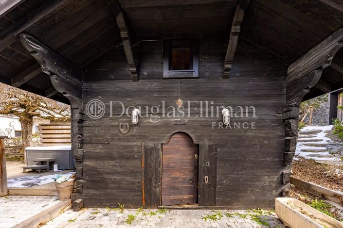 Image No.13-3 Bed House for sale