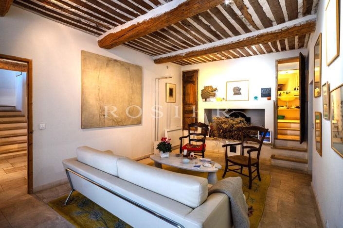 Image No.3-4 Bed House for sale