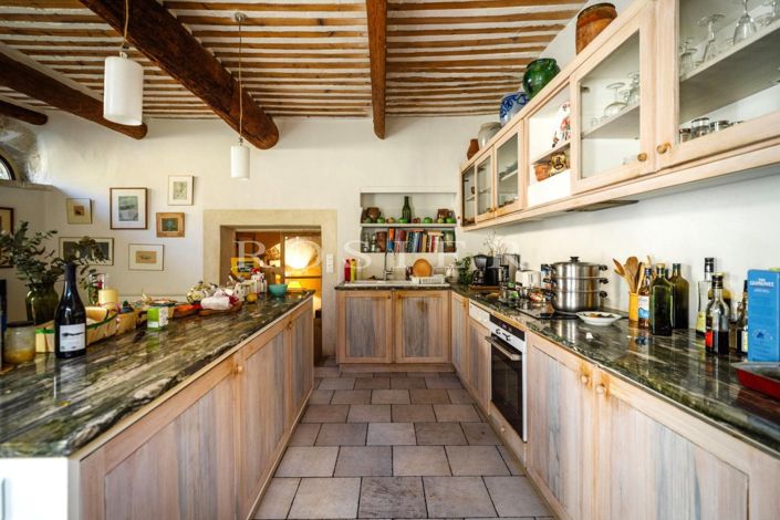 Image No.6-4 Bed House for sale