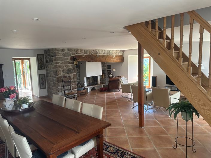 Image No.14-4 Bed House for sale