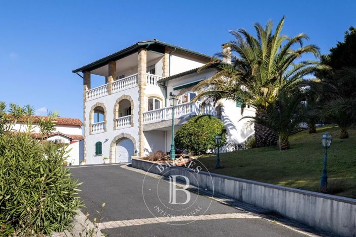 Image No.2-3 Bed House for sale