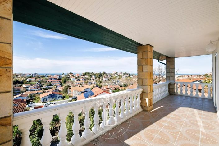 Image No.6-3 Bed House for sale