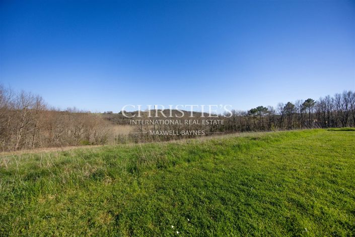 Image No.6-4 Bed House for sale