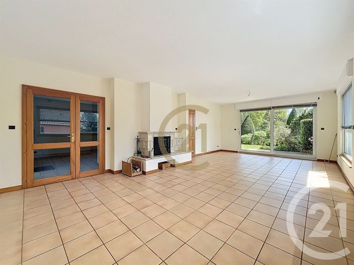 Image No.11-4 Bed House for sale