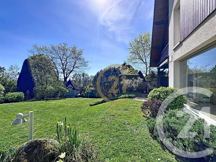 Image No.2-4 Bed House for sale