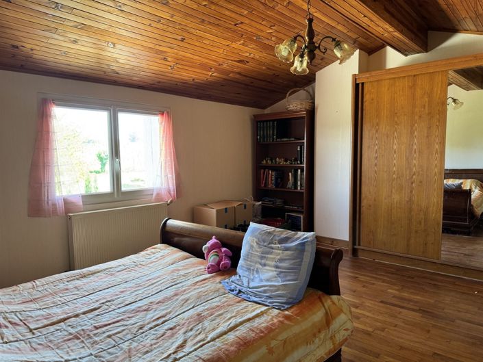 Image No.14-3 Bed House for sale