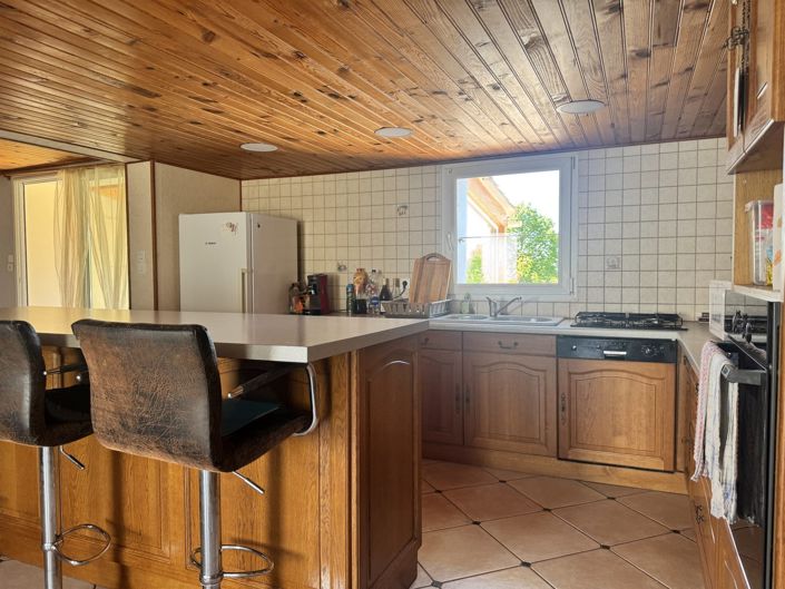 Image No.24-3 Bed House for sale