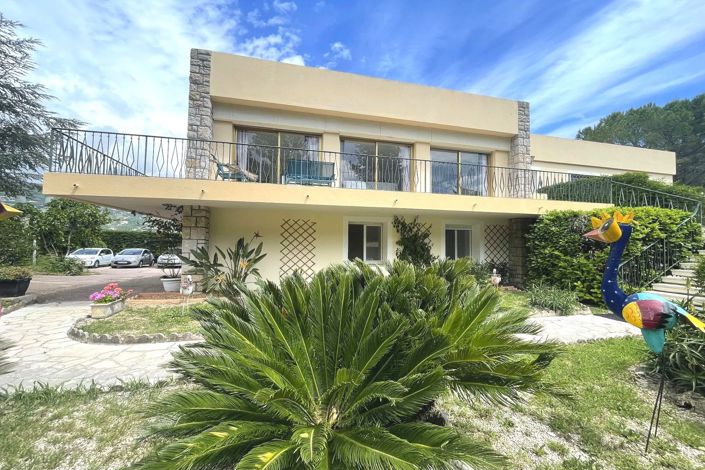 Image No.5-7 Bed House for sale