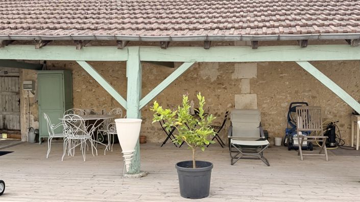 Image No.2-6 Bed House for sale