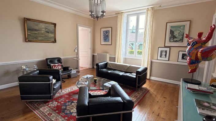 Image No.4-6 Bed House for sale