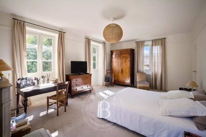 Image No.7-3 Bed House for sale
