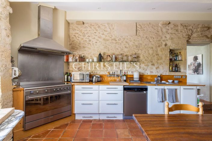 Image No.10-5 Bed House for sale