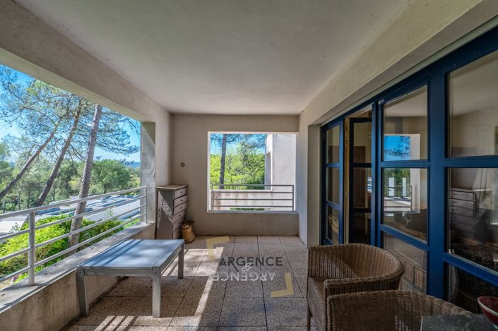 Image No.11-4 Bed House for sale