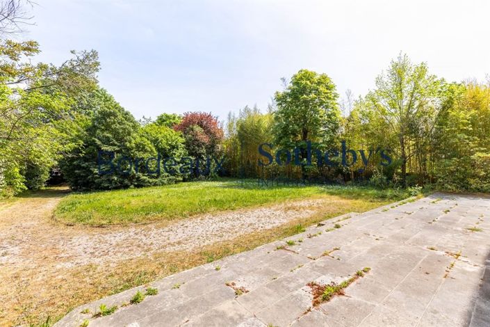 Image No.11-5 Bed House for sale
