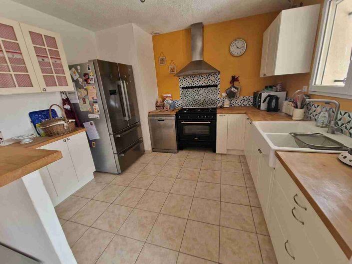 Image No.12-4 Bed House for sale