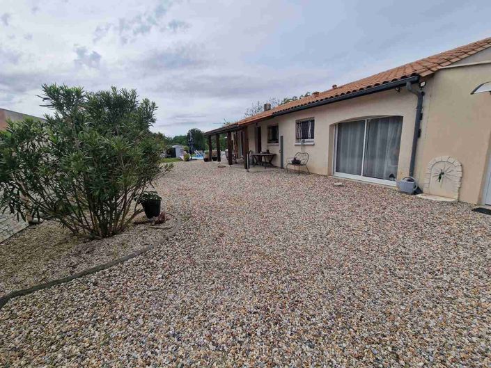 Image No.9-4 Bed House for sale