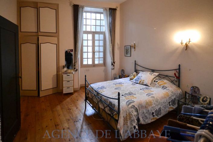 Image No.6-Appartement de 2 chambres à vendre à Saintes