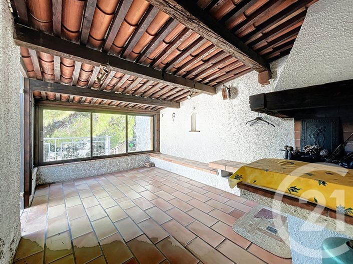 Image No.11-3 Bed House for sale
