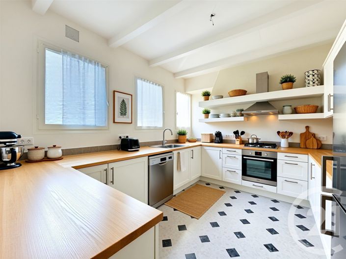 Image No.6-3 Bed House for sale