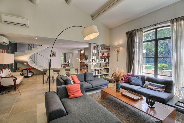 Image No.5-3 Bed House for sale