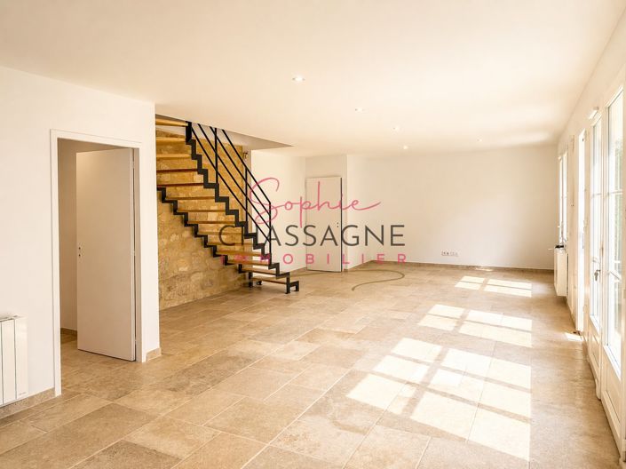 Image No.3-3 Bed House for sale