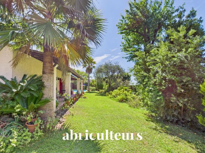 Image No.19-5 Bed House for sale