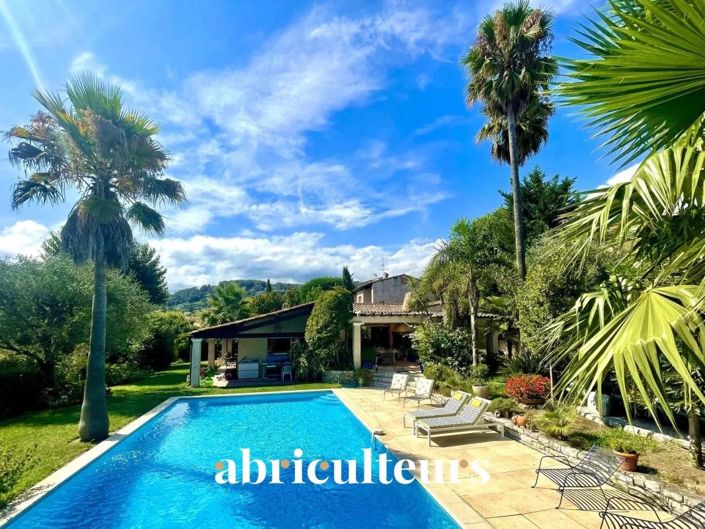Image No.4-5 Bed House for sale