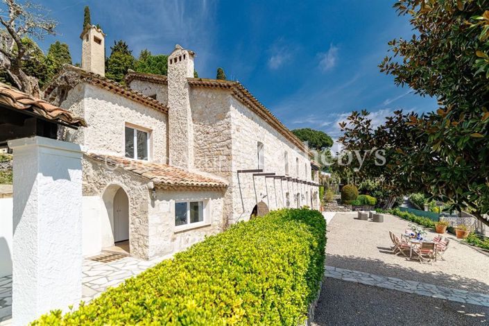 Image No.6-5 Bed Property for sale