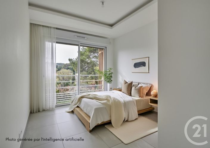 Image No.14-3 Bed House for sale
