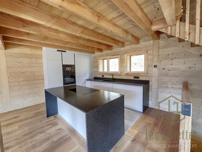 Image No.5-5 Bed House for sale