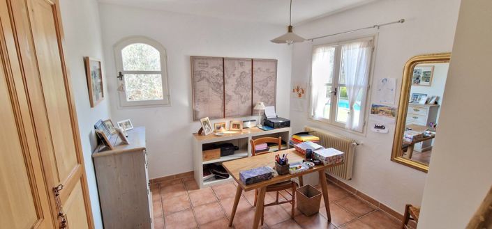 Image No.13-4 Bed House for sale