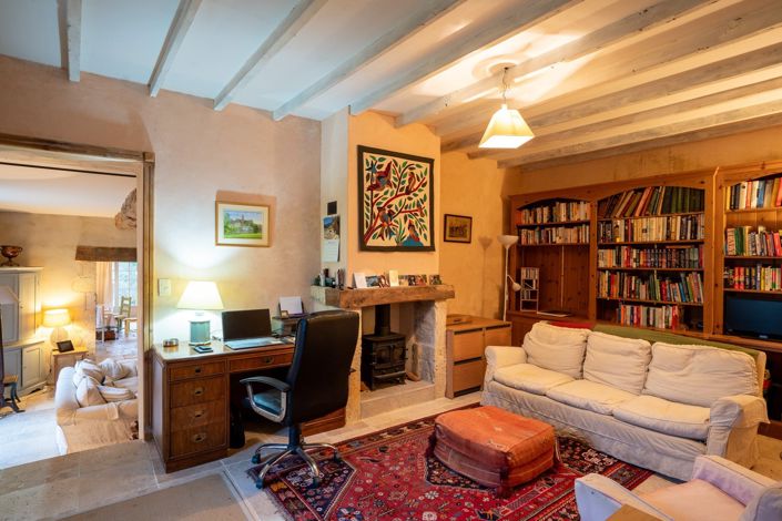 Image No.11-5 Bed House for sale