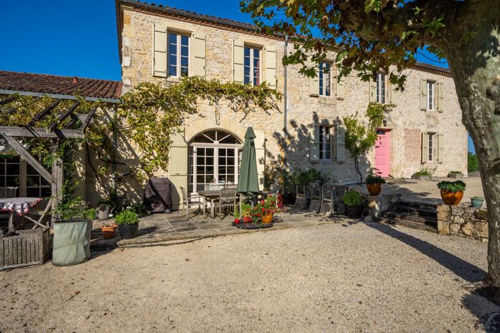 Image No.2-5 Bed House for sale