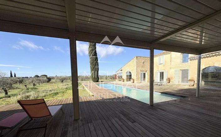 Image No.2-6 Bed House for sale