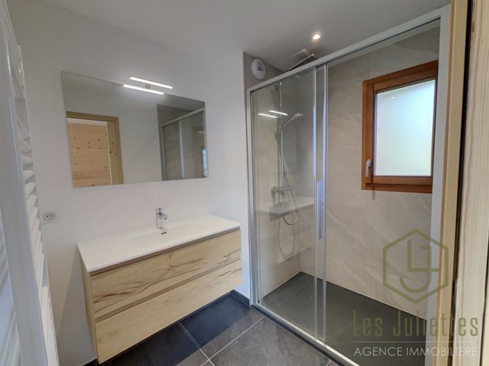 Image No.3-4 Bed Apartment for sale