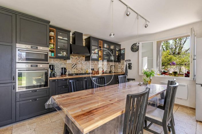 Image No.4-4 Bed House for sale