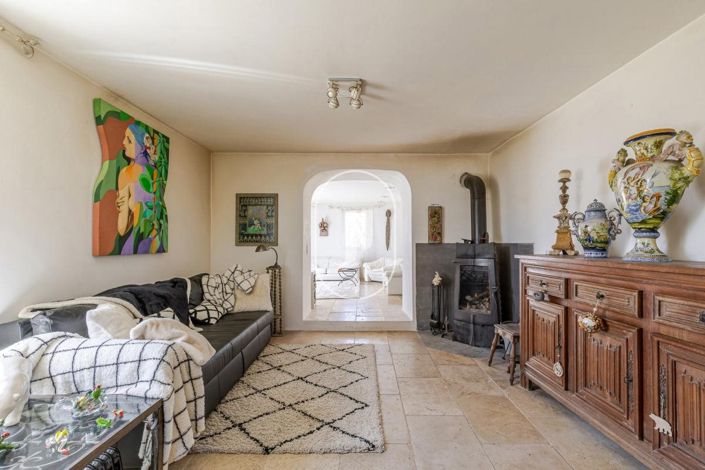 Image No.5-4 Bed House for sale