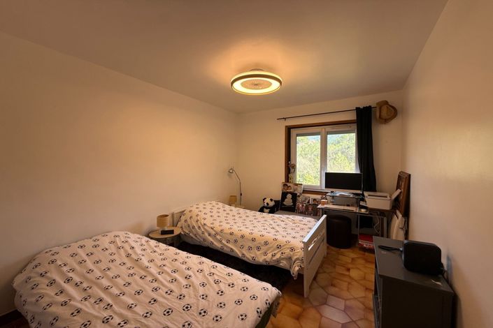 Image No.15-4 Bed House for sale