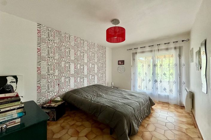 Image No.7-4 Bed House for sale