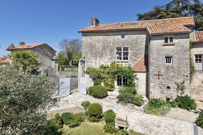 Image No.2-Maison de 7 chambres à vendre à Tusson