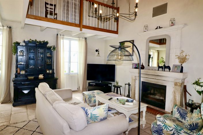 Image No.17-4 Bed House for sale