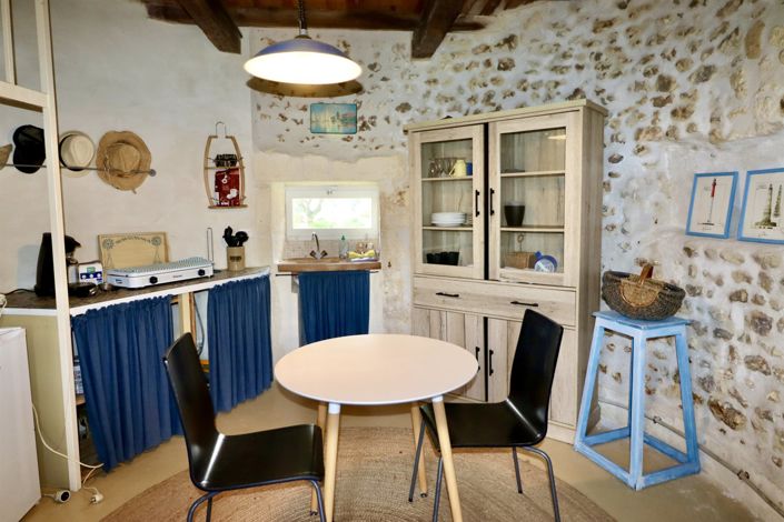 Image No.6-4 Bed House for sale