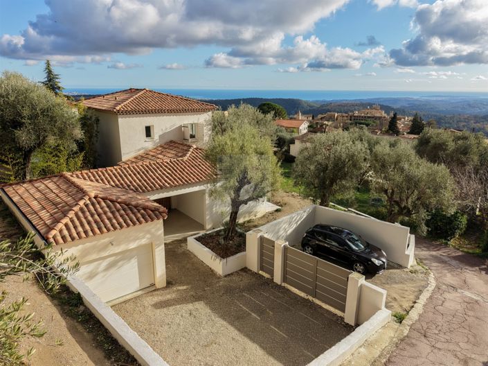 Image No.2-4 Bed House for sale