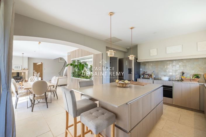 Image No.10-4 Bed House for sale