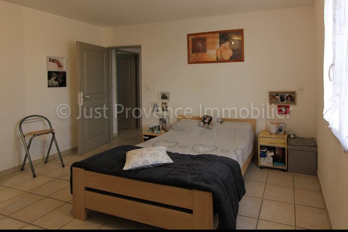 Image No.3-Appartement de 2 chambres à vendre à Caromb