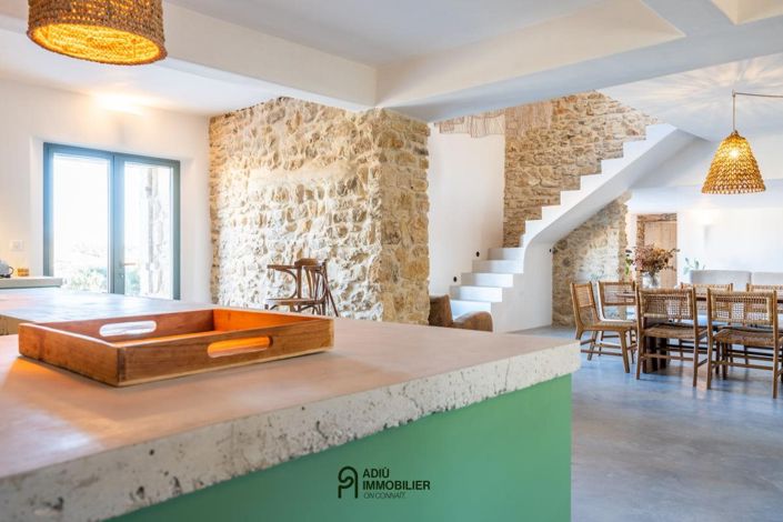 Image No.5-5 Bed House for sale