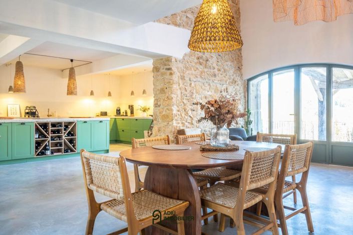 Image No.6-5 Bed House for sale